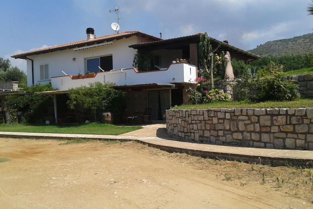 Domus Gea Holiday home *